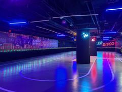 -VS SPORTS PARK运动玩乐园·团建·生日会(合生汇店)