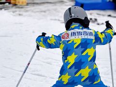 -哈尔滨热雪奇迹