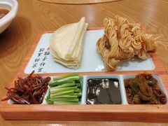 -徽鼎顺·臭鳜鱼 虾仁灌汤包(和平路店)