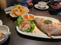 -大头虾越式风味餐厅(光明广场店)
