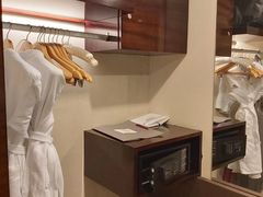 -成都保利公园皇冠假日酒店(熊猫基地店)