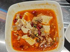 -马路牙子烧烤馄饨酒馆(望京店)