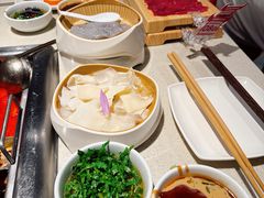 -海底捞火锅鲜切牛肉主题店(长寿路店)