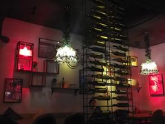 -拾光音乐餐酒吧(告庄星光夜市店)