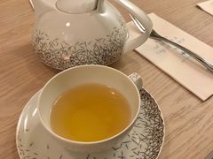 荔枝白茶-théATRE 茶聚场(王府中環店)