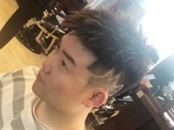 -尼特斯男士发型馆