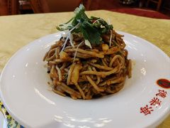 土豆泥莜面-德乐海蒙餐