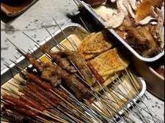 -破瓦寒窑烤羊排·鲜牛肉烧烤