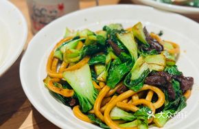 Shanghai-style Vegetable and Pork Noodles