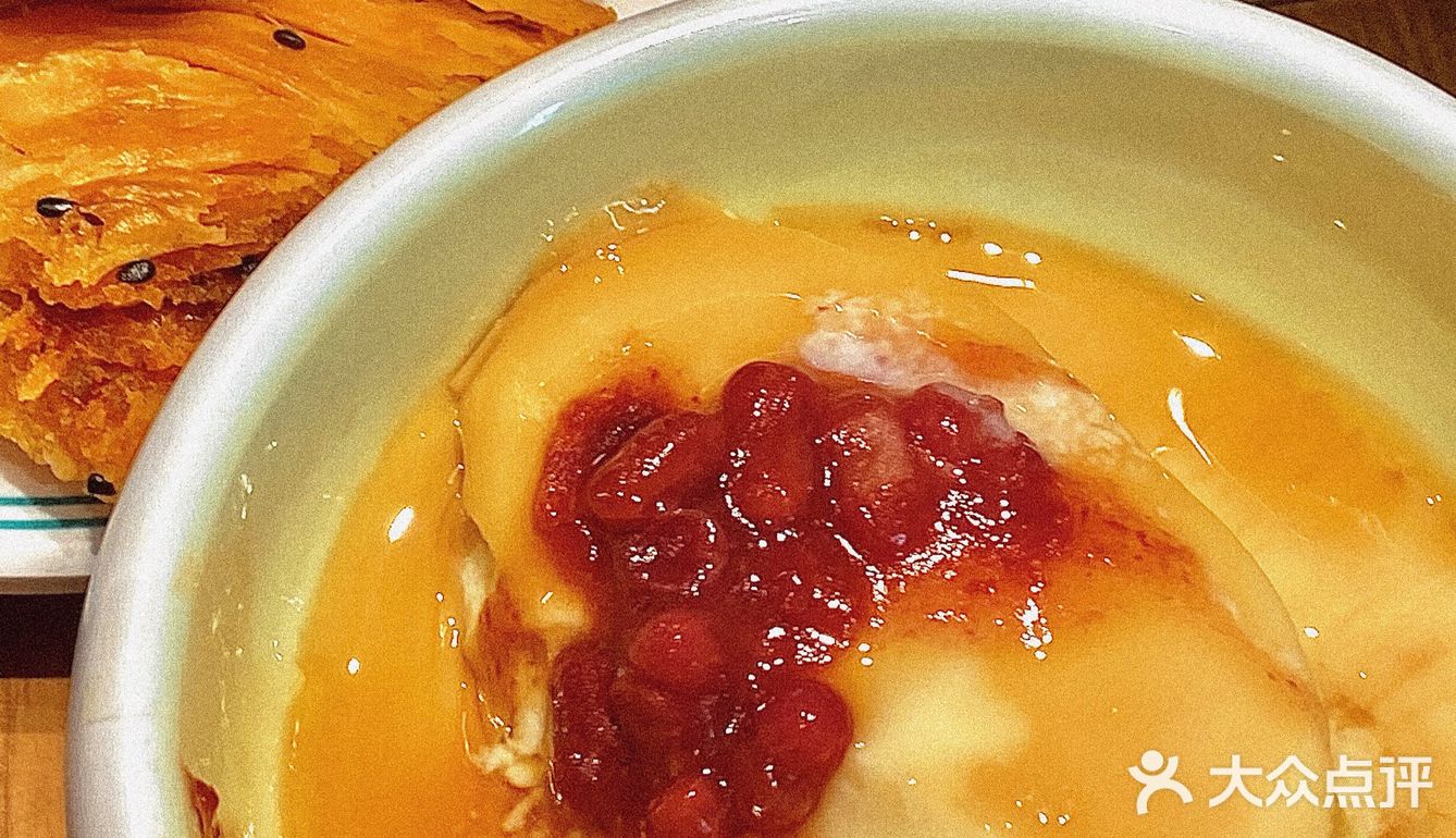 火爆成都的肥肠粉来杭州啦！每样都好吃哭[流泪]