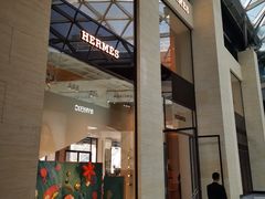 -HERMES(湖滨银泰in77店)