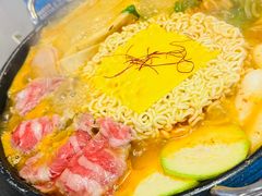 -WOW LUCKY创意韩料(龙阳广场店)