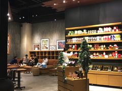 零售区-星巴克臻选(深圳罗湖万象城店)