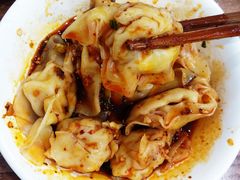 蒜泥抄手-继红顺河抄手名小吃