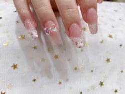 -吉吉靓甲美睫