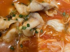 -渝是乎酸菜鱼(龙旗购物中心店)