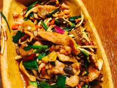 -老滇山寨•云南特色菜•地方菜•民族风情歌舞表演(金碧店)