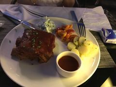 -WOLFGANG PUCK KITCHEN & BAR(迪士尼小镇店)