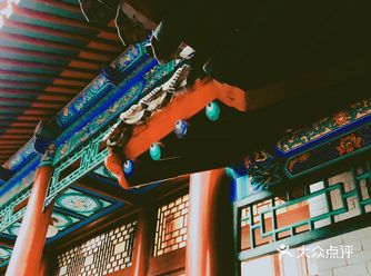 像来到了天然氧吧,游玩结束后旁边看一场长恨歌