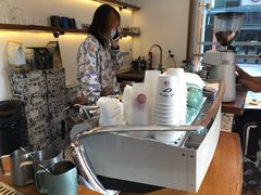 -Line 咖啡(石厦花园店)