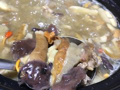 -阿鹏故事云南野生菌火锅(人民路店)