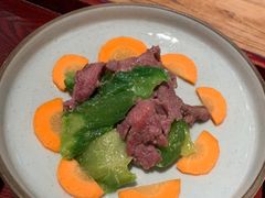 苦瓜炒牛肉-山食间·中式营养轻餐(保利时光里店)