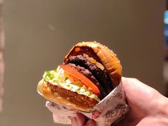 -The Habit Burger Grill 哈比特汉堡(复兴soho店)