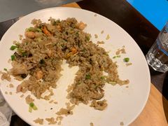 -臻鲜燕海鲜融合餐厅(金陵style店)