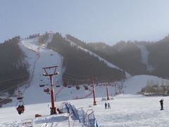 -丝绸之路山地度假区滑雪场