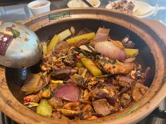 -胡须佬鸡煲四季火锅店(石厦西村直营店)