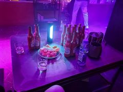 -MEGA PARTY CLUB