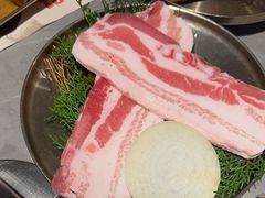 -草家酱蟹炭火烤肉店(珲春南路一店)