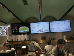 -奈雪的茶(亨特国际广场店)