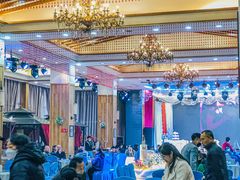 大堂-老街坊美食汇(玉兰大街店)