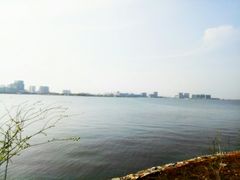 -上海滴水湖皇冠假日酒店