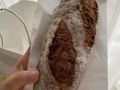 全麦苹果法棍-WHEAT&BAKER-麥(凯德来福士店)