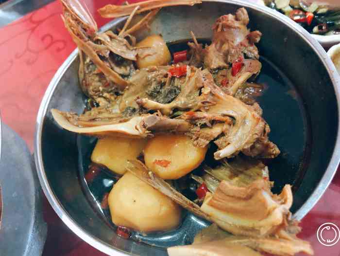 玲玲餐馆(体育馆路店)-"这家店我要吹爆了!是我在恩施最喜欢的.