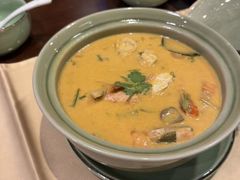 -Sala Thai Restaurant