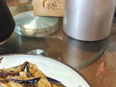 -东来菜馆•手抓海鲜家常菜•海鲜锅贴(鸽子窝店)