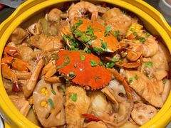 -多嘴超级肉蟹煲(中街恒隆故宫店)