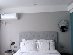 -白玉兰酒店(上海田子坊马当路地铁站店)