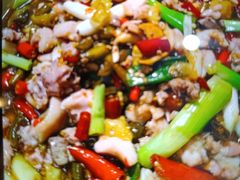 -兔行天下-鸿鹤鲜锅兔(中海国际店)