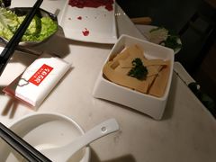 -左庭右院鲜牛肉火锅(浦江欢乐颂店)