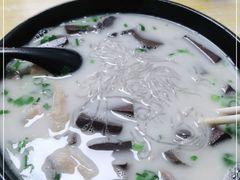 -津津老鸭粉丝馆(正东路店)