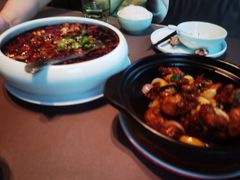 石锅麻辣牛蛙-有璟阁港式餐厅(国贸商城店)