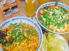 -天发芽·何记葫芦头泡馍·传统小吃(报恩寺街店)