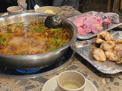 -肖肖酸萝卜鱼火锅(总店)