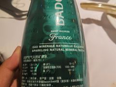 气泡水-壳里西餐厅Coquille Seafood Bistro(蒙自路店)