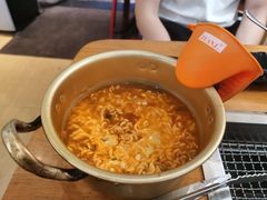 -肉甲韩国木炭烤肉(新壹街1店)