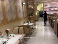 -荷花亭·湖北融合菜(中商广场店)